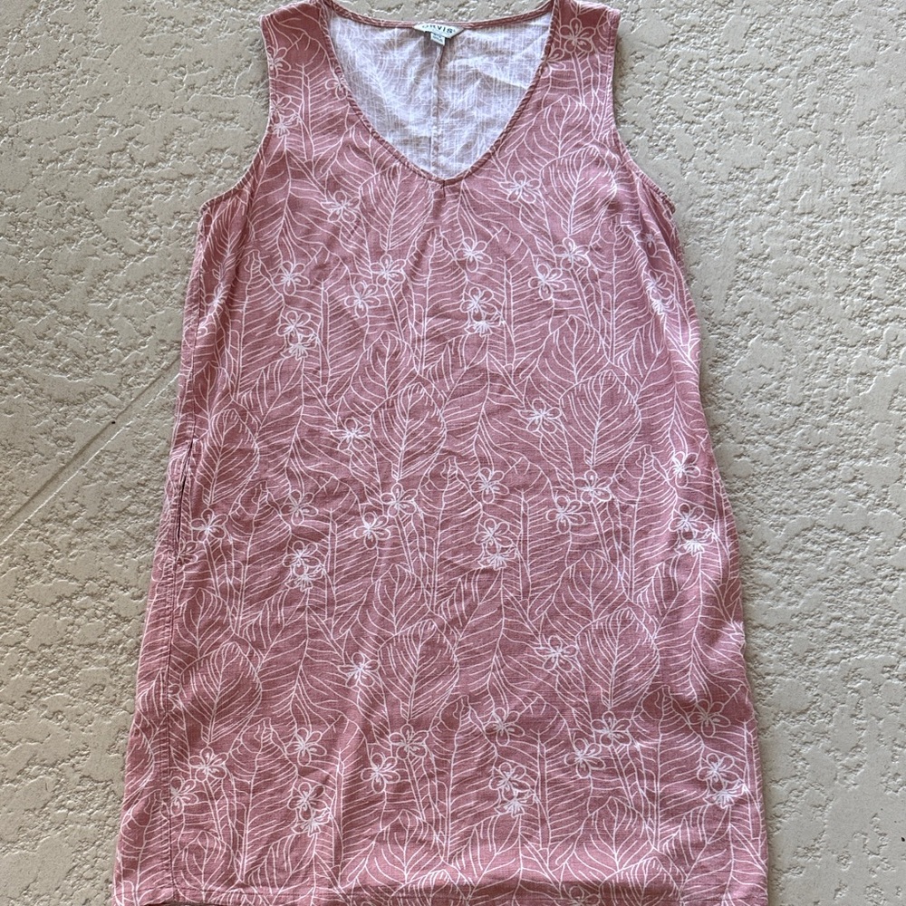 Orvis Pink Sleeveless Dress with White Leaf Pattern